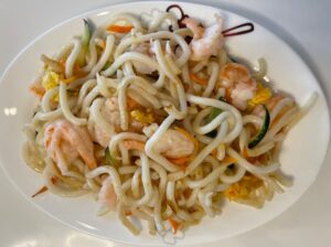 42.YAKI UDON CON GAMBERI